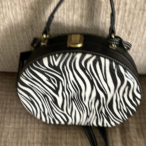 Spring step L’Artiste Zebra rounded bag with removable adjustable strap - Picture 3 of 12